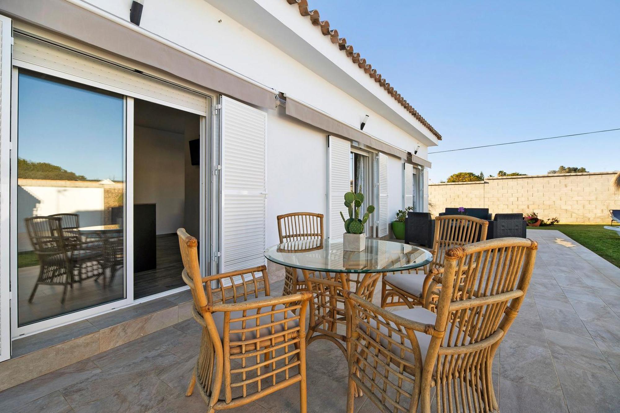Villa Magnolia Chiclana Чиклана-де-ла-Фронтера Экстерьер фото